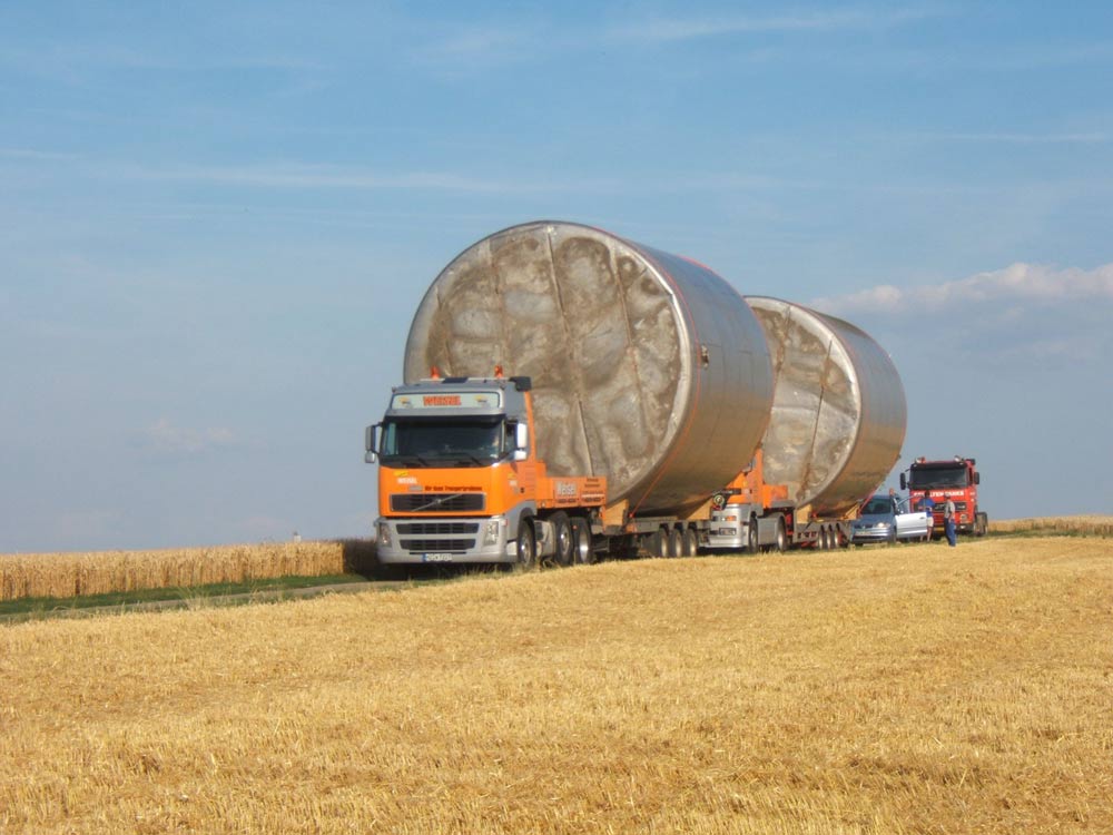 Maschinen- und Schwertransporte